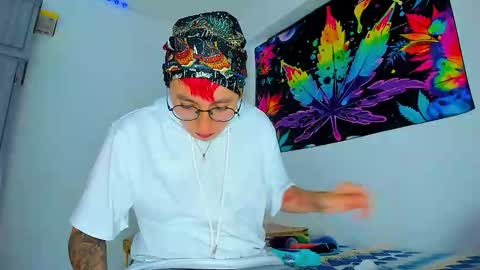 Snapshot of boy_trans chatting on January 2026 06:49:02 AM Edward ftm trans queerslave online show from January 2026 06:49:02 AM