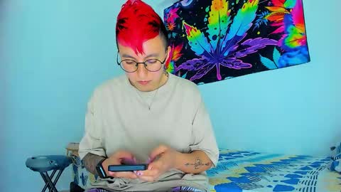 Snapshot of boy_trans chatting on January 2026 10:37:01 PM Edward ftm trans queerslave online show from January 2026 10:37:01 PM