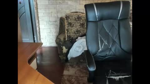 BoyApollon online show from January 2025 12:30:01 PM