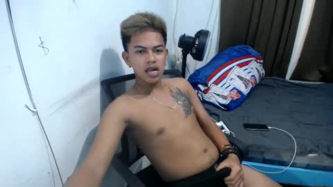 boyax16 online show from February 2025 07:02:01 AM