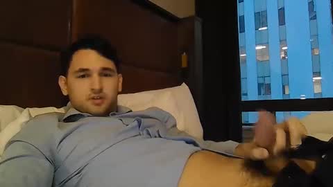 Snapshot of boybigcocks chatting on February 2025 10:42:01 PM For business or to fuck me contact me boybigcocks Follow my OF online show from February 2025 10:42:01 PM