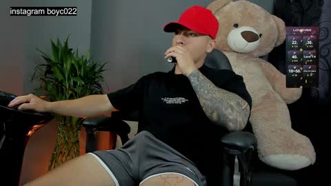 boyc02_ online show from March 2025 10:56:01 PM