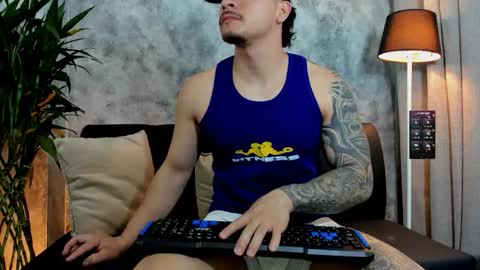 boyc02_ online show from October 2025 08:04:02 PM