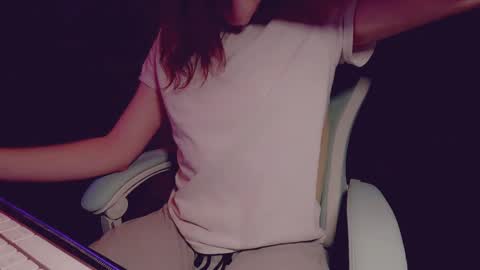 Snapshot of boycurious95 chatting on March 2025 04:07:01 AM Atari online show from March 2025 04:07:01 AM