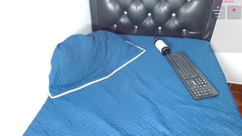 boyg_hots online show from November 2025 09:04:02 PM