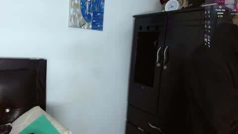 Snapshot of boyg_hots chatting on April 2026 08:12:02 PM boyg_hots online show from April 2026 08:12:02 PM