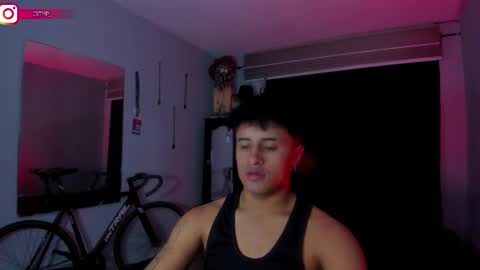 miguel  online show from February 2025 04:22:02 AM