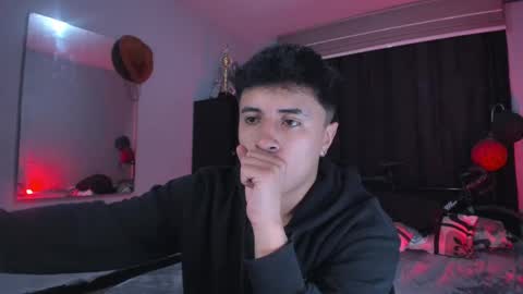 miguel  online show from February 2025 09:05:02 PM