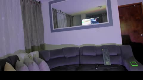 Snapshot of boys_blackandwhite chatting on January 2026 11:17:01 PM boys_blackandwhite online show from January 2026 11:17:01 PM