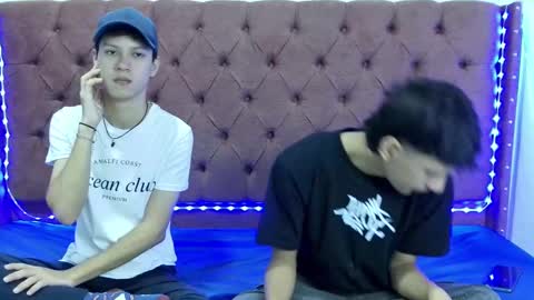 ALEX - TAYLER  -MIKE online show from December 2024 01:39:02 PM