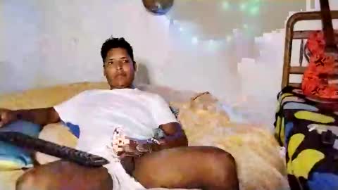 Snapshot of boysex1124 chatting on December 2024 12:08:02 PM andrew online show from December 2024 12:08:02 PM