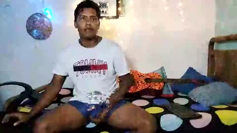 Snapshot of boysex1124 chatting on January 2025 12:22:01 PM andrew online show from January 2025 12:22:01 PM