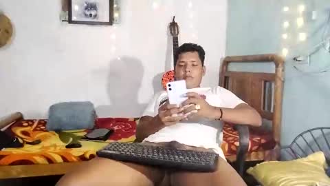 Snapshot of boysex1124 chatting on February 2025 09:20:02 PM andrew online show from February 2025 09:20:02 PM