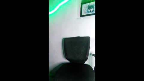 Snapshot of boysex1124 chatting on April 2026 03:59:01 AM andrew online show from April 2026 03:59:01 AM