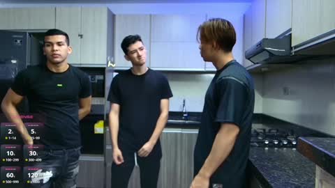 Snapshot of boysgang_sex chatting on January 2025 11:51:02 AM Angelo Mark Fernando Taylor online show from January 2025 11:51:02 AM