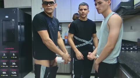 Snapshot of boysgang_sex chatting on February 2025 02:44:02 PM Angelo Mark Fernando Taylor online show from February 2025 02:44:02 PM