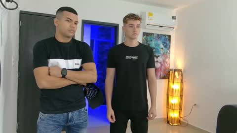 Snapshot of boysgang_sex chatting on November 2025 11:32:02 AM Angelo Mark Fernando Taylor online show from November 2025 11:32:02 AM