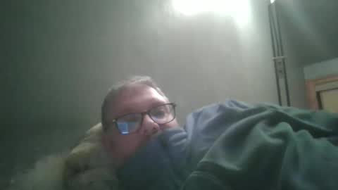 Snapshot of bozo81 chatting on September 2025 10:24:02 PM bozo81 online show from September 2025 10:24:02 PM