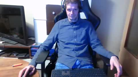 bponie1 online show from December 2024 11:12:02 PM