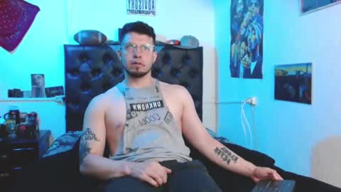 brad hot boy online show from December 2024 12:30:01 AM