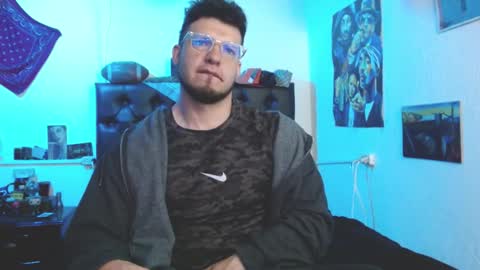 Snapshot of brad_hot_boy chatting on February 2026 04:01:01 PM brad hot boy online show from February 2026 04:01:01 PM