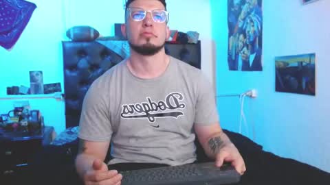 Snapshot of brad_hot_boy chatting on March 2026 05:41:02 PM brad hot boy online show from March 2026 05:41:02 PM
