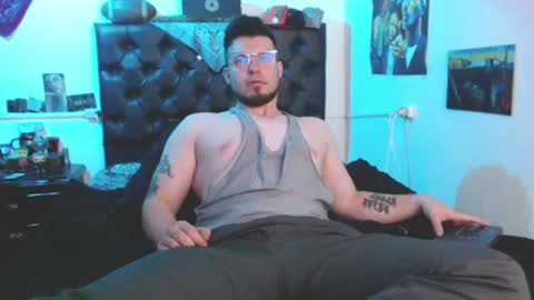 Snapshot of brad_hot_boy chatting on April 2026 07:07:02 PM brad hot boy online show from April 2026 07:07:02 PM