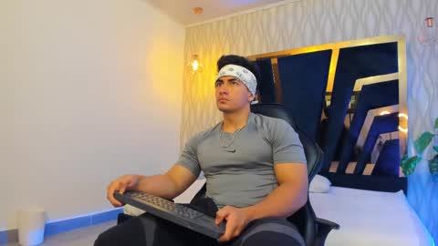 brad summer online show from March 2025 05:17:02 PM