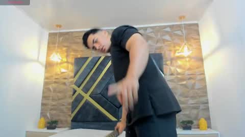 brad summer online show from March 2025 05:13:01 PM