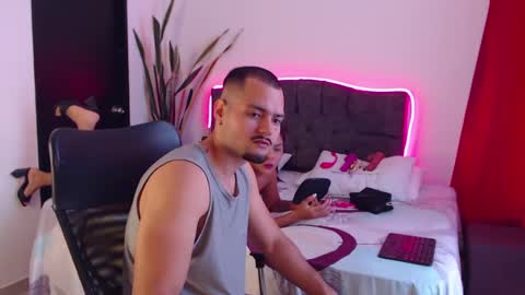 Your favorite couple and the best butt on Chatur online show from September 2025 02:43:02 PM