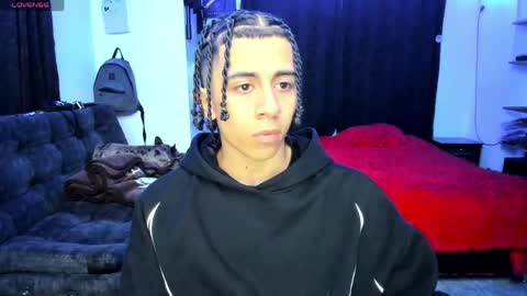 Snapshot of bradley_strong_ chatting on April 2026 07:24:01 AM Bradley Strong online show from April 2026 07:24:01 AM