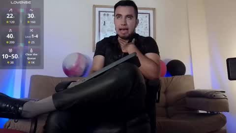 Snapshot of bradleycolton chatting on October 2025 03:31:02 PM Bradley Colton Independ Model online show from October 2025 03:31:02 PM