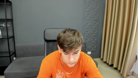Snapshot of bradyflint chatting on May 2026 04:43:01 AM BradyFlint online show from May 2026 04:43:01 AM