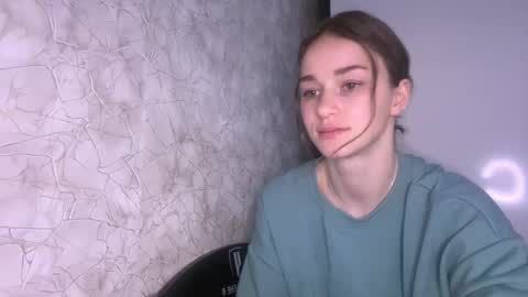 Snapshot of bralkissy chatting on March 2026 08:12:01 PM Kate online show from March 2026 08:12:01 PM