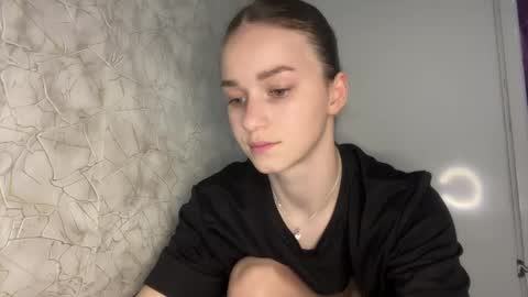 Snapshot of bralkissy chatting on March 2026 06:19:02 PM Kate online show from March 2026 06:19:02 PM