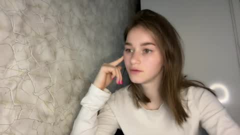 Snapshot of bralkissy chatting on April 2026 05:43:02 PM Kate online show from April 2026 05:43:02 PM