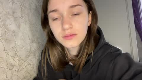 Snapshot of bralkissy chatting on April 2026 02:37:01 PM Kate online show from April 2026 02:37:01 PM