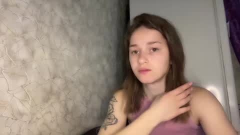 Snapshot of bralkissy chatting on April 2026 05:37:01 PM Kate online show from April 2026 05:37:01 PM