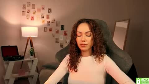 Lilly online show from November 2025 11:43:02 AM