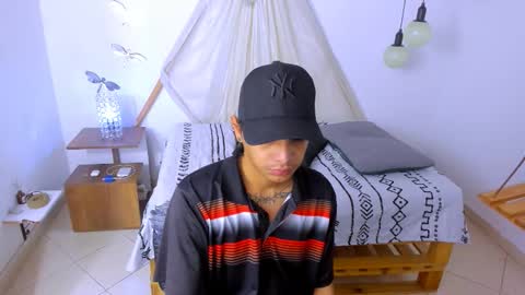 Snapshot of brand_hades chatting on September 2025 01:11:02 PM B R A N D online show from September 2025 01:11:02 PM