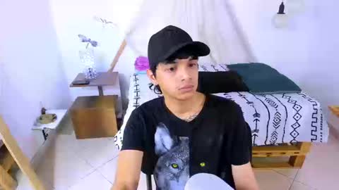 Snapshot of brand_hades chatting on September 2025 02:18:02 PM B R A N D online show from September 2025 02:18:02 PM