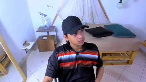 Snapshot of brand_hades chatting on September 2025 10:03:02 PM B R A N D online show from September 2025 10:03:02 PM