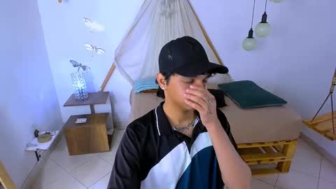 Snapshot of brand_hades chatting on September 2025 03:17:02 PM B R A N D online show from September 2025 03:17:02 PM