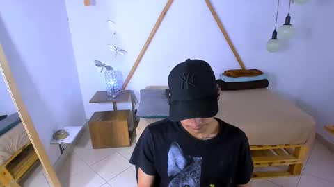 Snapshot of brand_hades chatting on October 2025 07:14:02 PM B R A N D online show from October 2025 07:14:02 PM