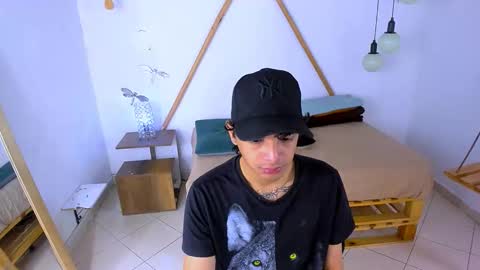 Snapshot of brand_hades chatting on October 2025 07:03:02 PM B R A N D online show from October 2025 07:03:02 PM