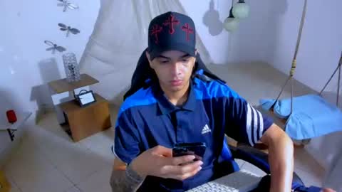 Snapshot of brand_hades chatting on June 2026 12:31:01 AM B R A N D online show from June 2026 12:31:01 AM