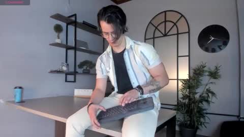 Snapshot of brandon_starkk chatting on March 2026 11:43:02 AM brandon_starkk online show from March 2026 11:43:02 AM