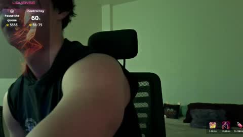 Snapshot of brandon_starkk chatting on April 2026 12:05:02 PM brandon_starkk online show from April 2026 12:05:02 PM