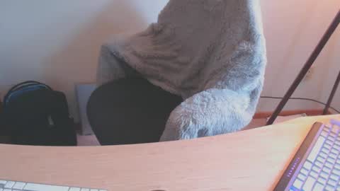 Snapshot of brandondot chatting on December 2024 06:27:02 PM brandondot online show from December 2024 06:27:02 PM