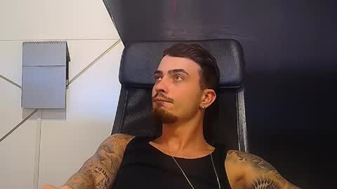 Snapshot of brandontatex chatting on July 2026 10:21:02 AM BrandonTateX online show from July 2026 10:21:02 AM